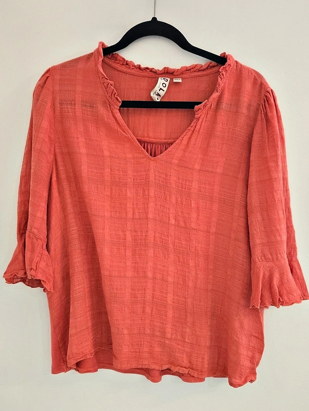 anthropologie Dolan blouse Ruffle Sleeve in Orange Size Large Like New